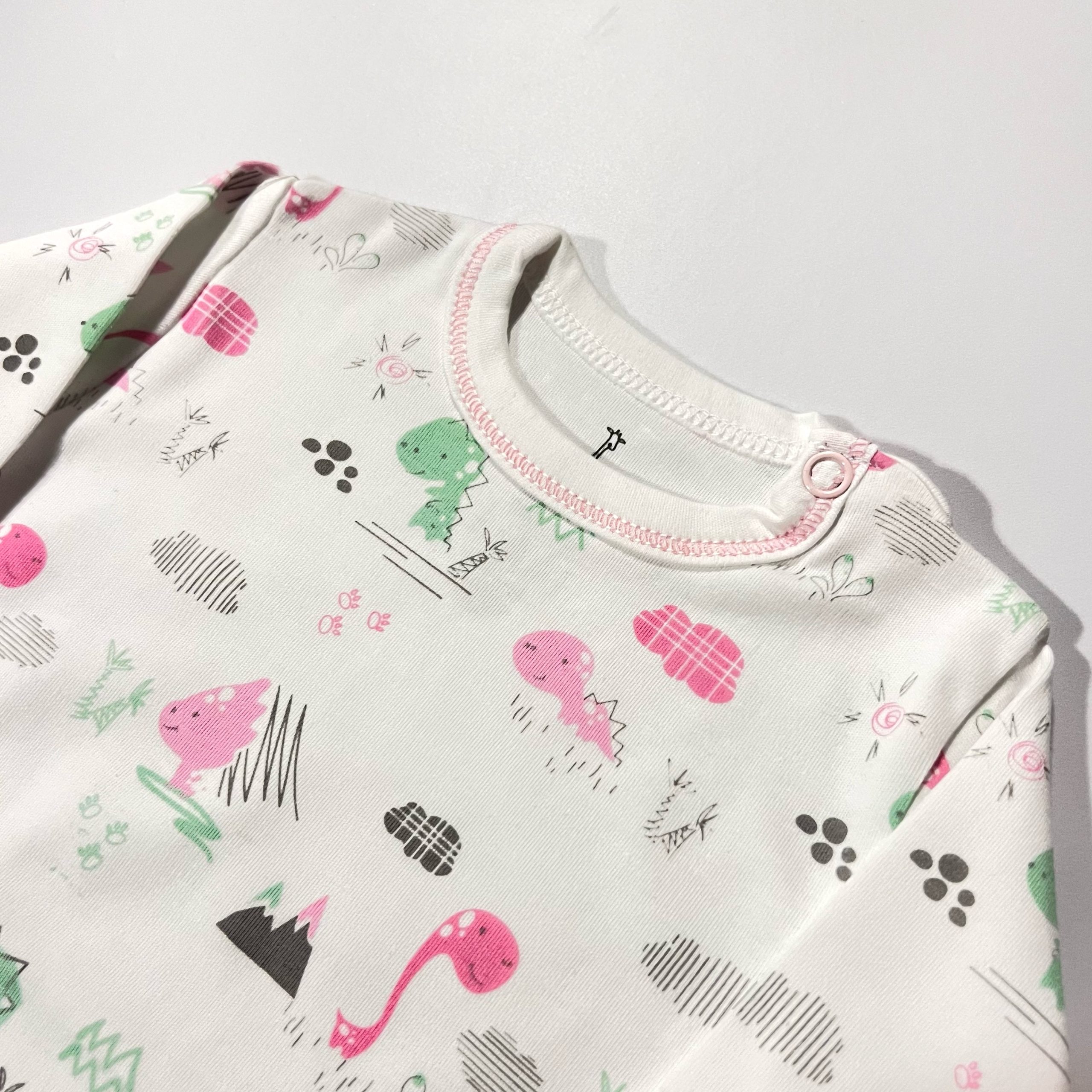 Luluki-body-dino-rosado-4-3